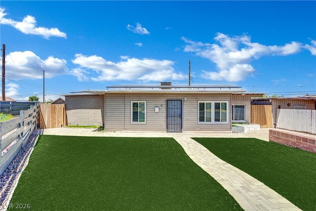 18 New Mexico Way, Henderson, NV 89015