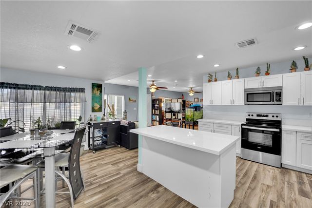 18 New Mexico Way, Henderson, NV 89015