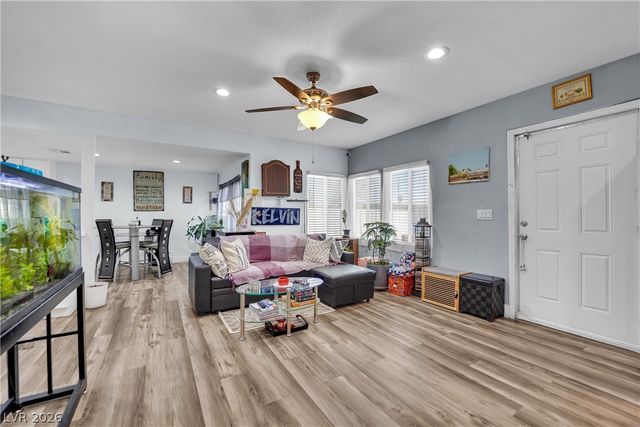 18 New Mexico Way, Henderson, NV 89015