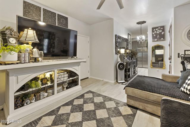 10206 E ISLETA Avenue, Mesa, AZ 85209