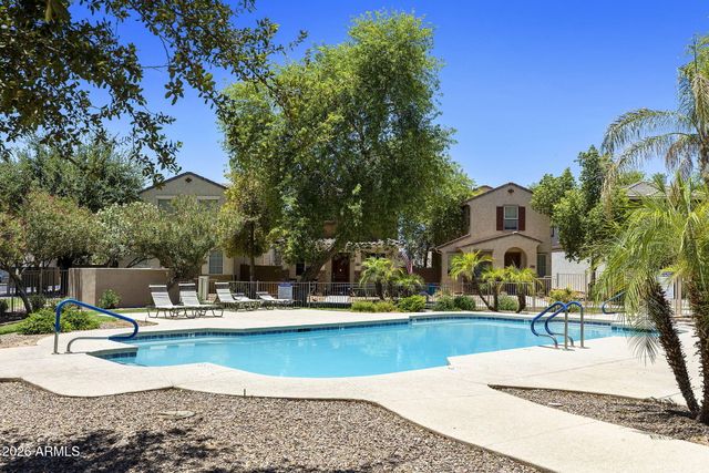 10206 E ISLETA Avenue, Mesa, AZ 85209