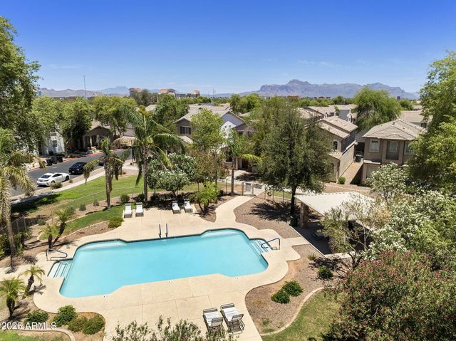 10206 E ISLETA Avenue, Mesa, AZ 85209