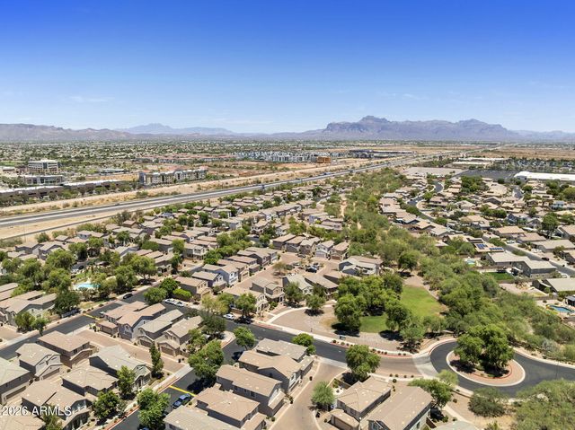 10206 E ISLETA Avenue, Mesa, AZ 85209