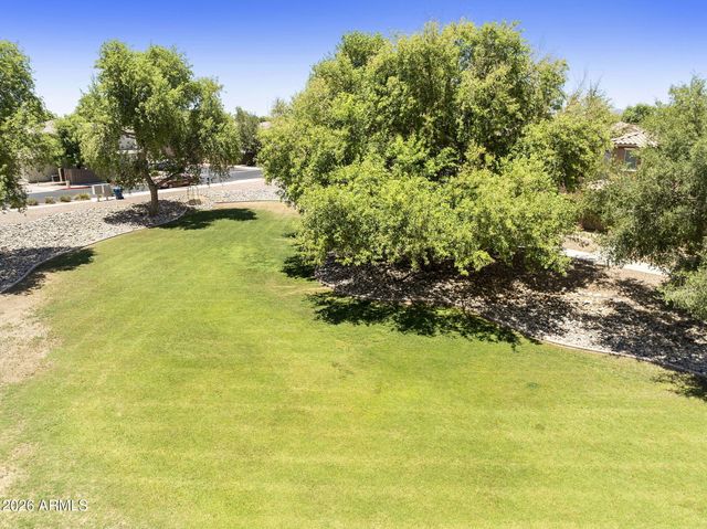 10206 E ISLETA Avenue, Mesa, AZ 85209