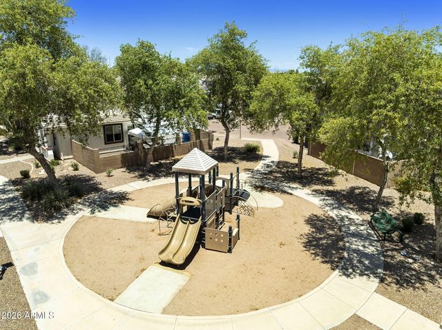 10206 E ISLETA Avenue, Mesa, AZ 85209