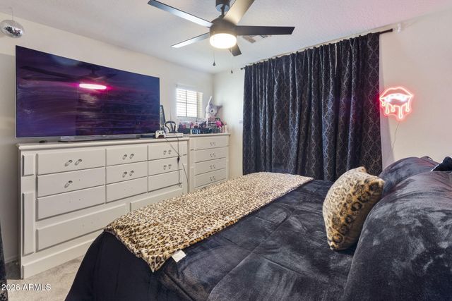 10206 E ISLETA Avenue, Mesa, AZ 85209