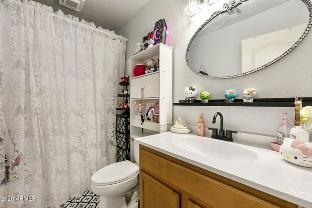 10206 E ISLETA Avenue, Mesa, AZ 85209