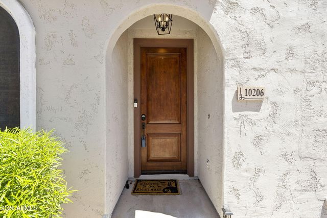 10206 E ISLETA Avenue, Mesa, AZ 85209