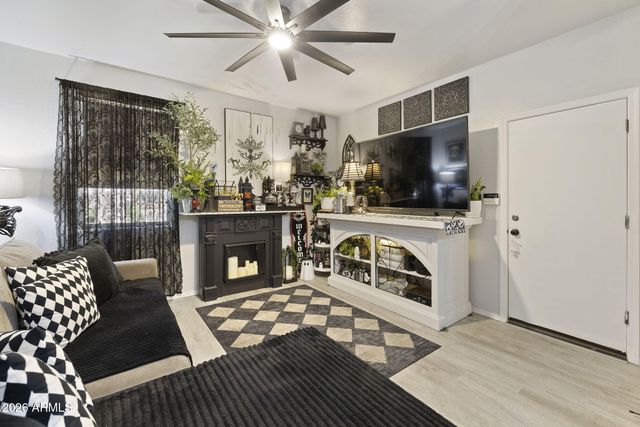 10206 E ISLETA Avenue, Mesa, AZ 85209