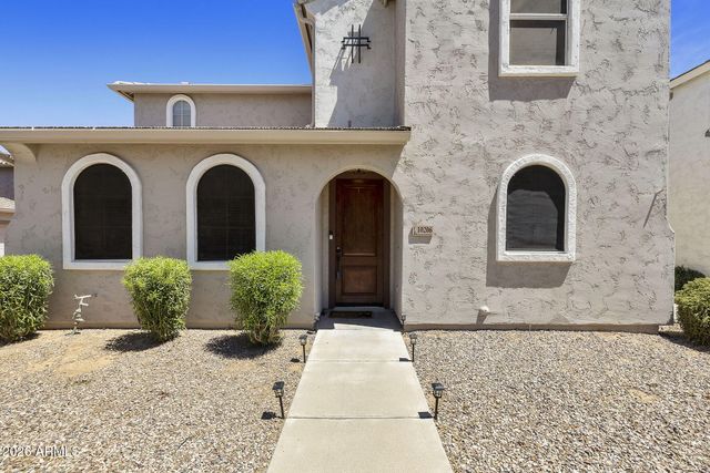 10206 E ISLETA Avenue, Mesa, AZ 85209