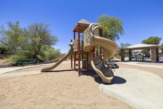 10206 E ISLETA Avenue, Mesa, AZ 85209