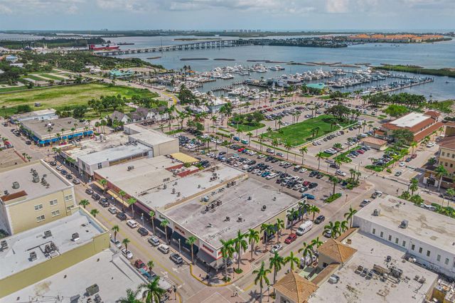 165 Kings Lane, Fort Pierce, FL 34950