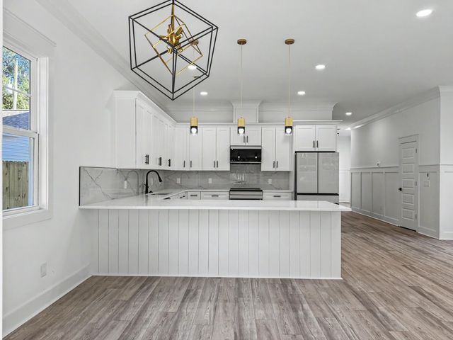 1918 Clifton Street, North Charleston, SC 29406