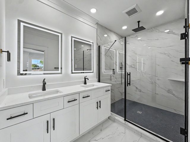 1918 Clifton Street, North Charleston, SC 29406
