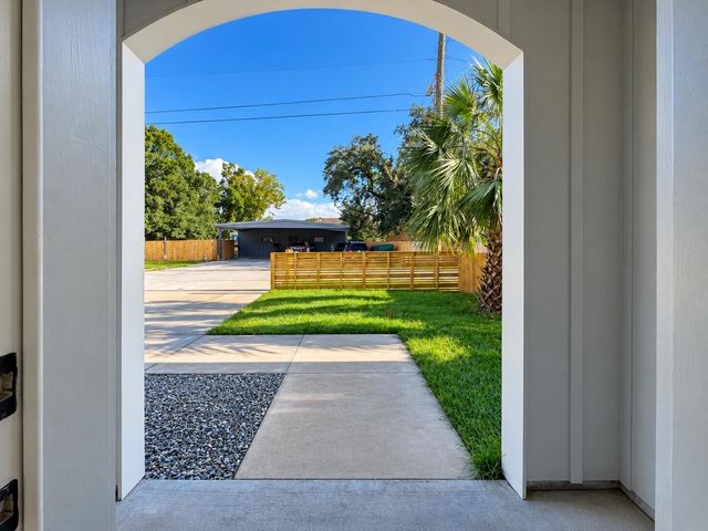 1918 Clifton Street, North Charleston, SC 29406