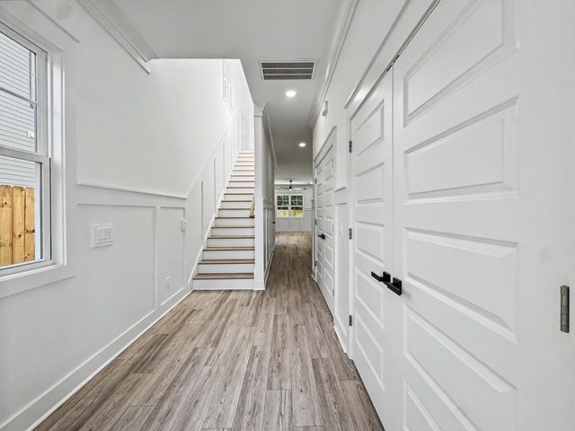 1918 Clifton Street, North Charleston, SC 29406