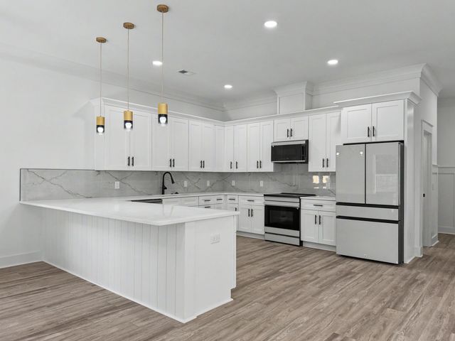 1918 Clifton Street, North Charleston, SC 29406