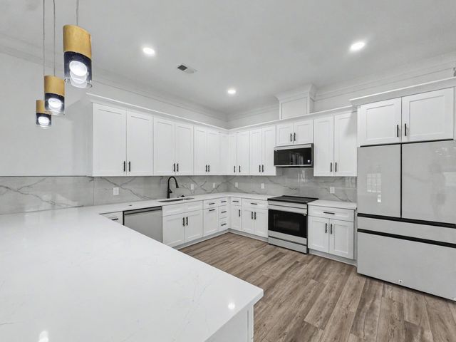 1918 Clifton Street, North Charleston, SC 29406
