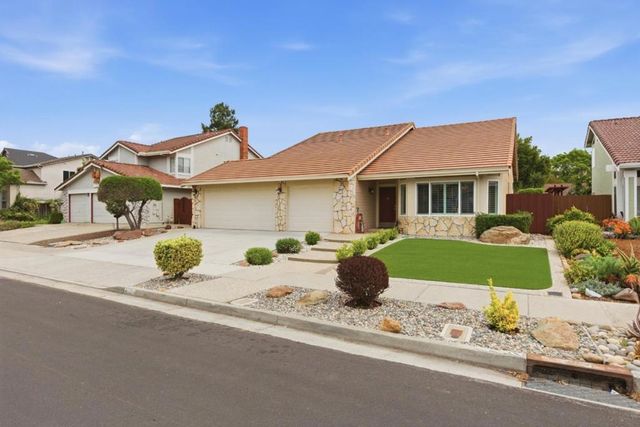 9612 Eagle Hills Way, Gilroy, CA 95020