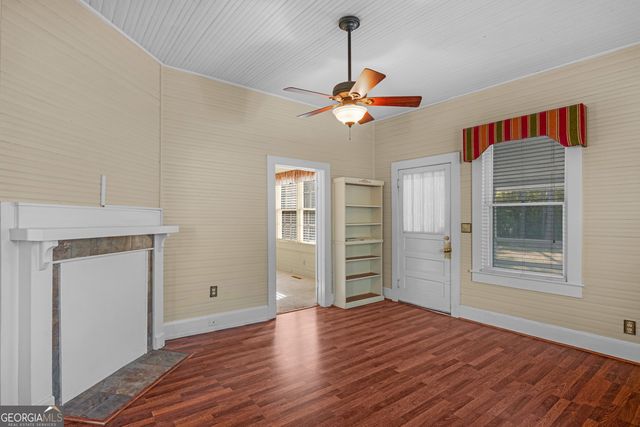 661 E Plum Street, Jesup, GA 31546