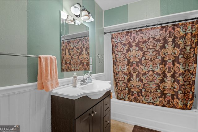 661 E Plum Street, Jesup, GA 31546