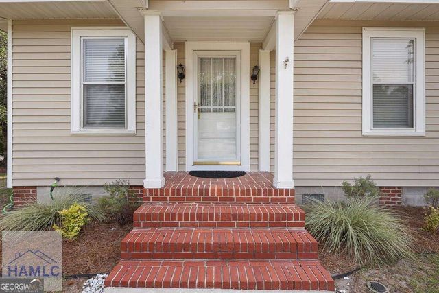 661 E Plum Street, Jesup, GA 31546