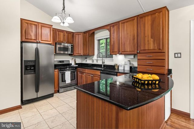 5502 KEMPTON DRIVE, Springfield, VA 22151