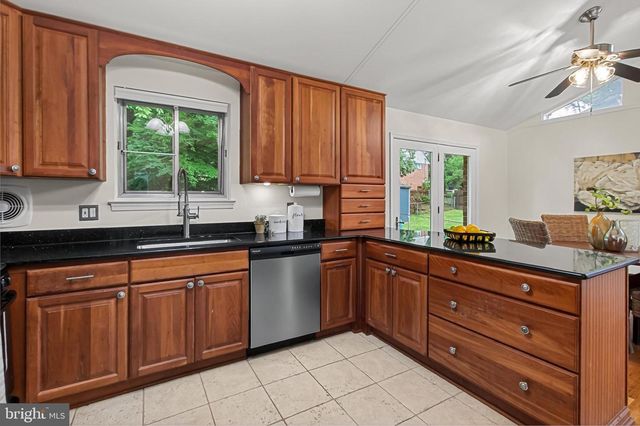 5502 KEMPTON DRIVE, Springfield, VA 22151