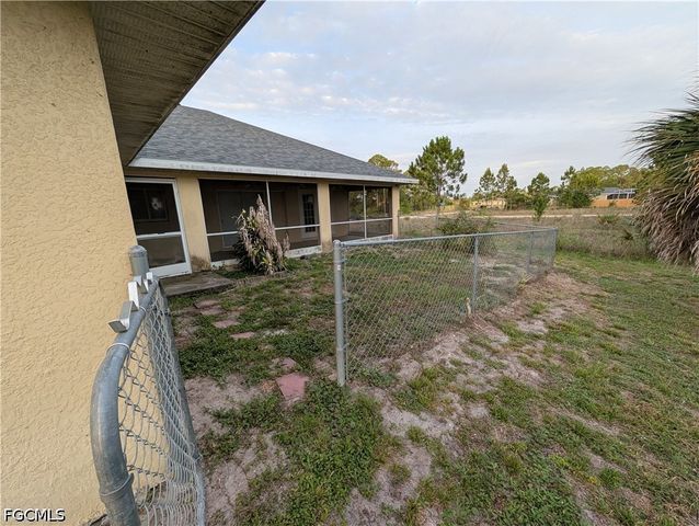 1235 Cloplon ST E, Lehigh Acres, FL 33974