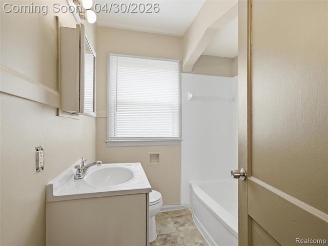 196 Luther Avenue, Pontiac, MI 48341