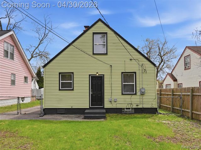 196 Luther Avenue, Pontiac, MI 48341