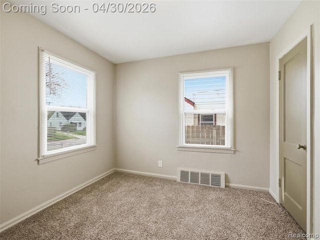 196 Luther Avenue, Pontiac, MI 48341