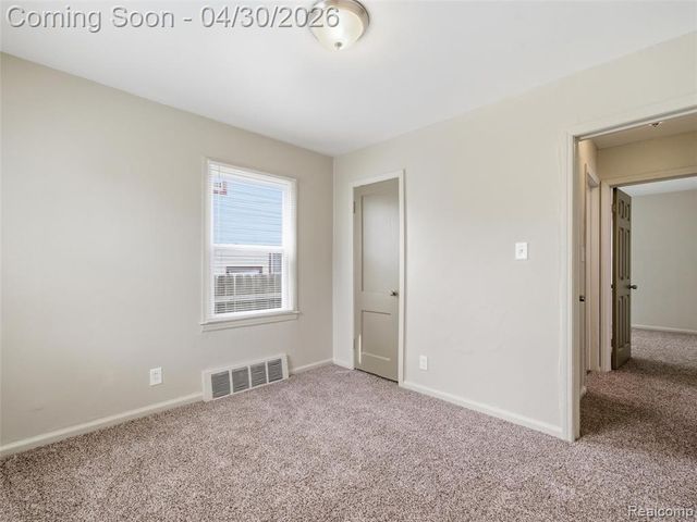 196 Luther Avenue, Pontiac, MI 48341