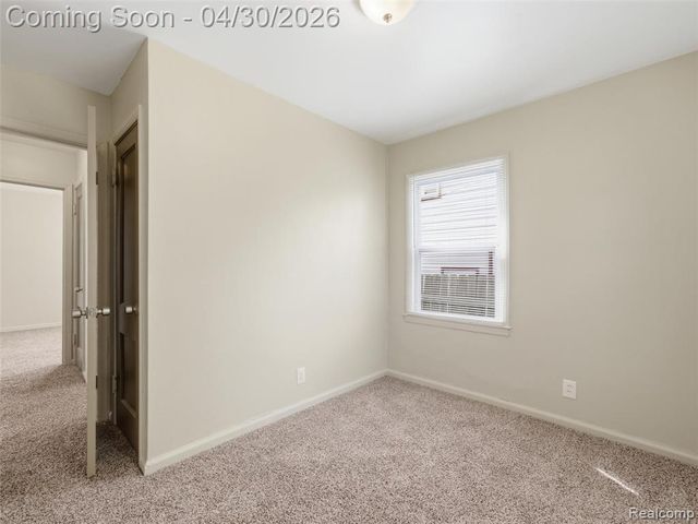196 Luther Avenue, Pontiac, MI 48341