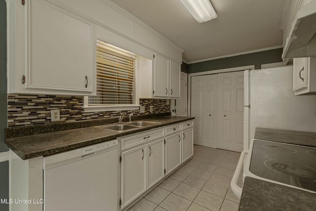108 Wildwood Lane, Brandon, MS 39047