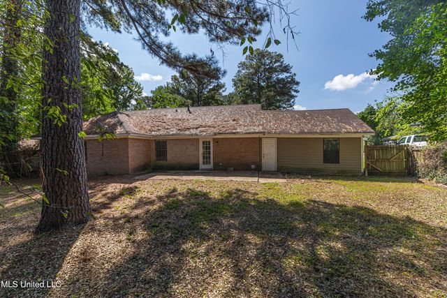 108 Wildwood Lane, Brandon, MS 39047