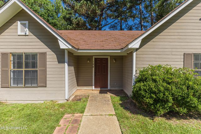 108 Wildwood Lane, Brandon, MS 39047
