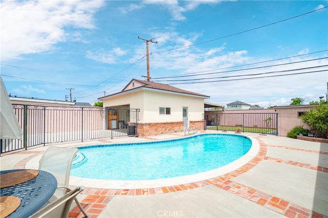 15506 Yukon, Lawndale, CA 90260