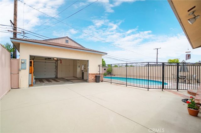 15506 Yukon, Lawndale, CA 90260