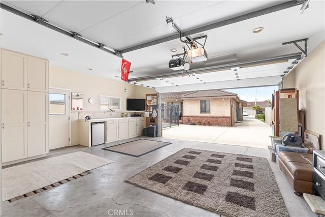 15506 Yukon, Lawndale, CA 90260