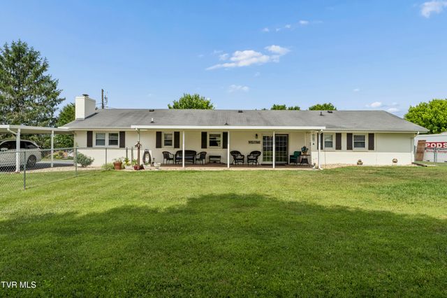 219 Cherry Lane, Bluff City, TN 37618