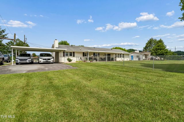 219 Cherry Lane, Bluff City, TN 37618