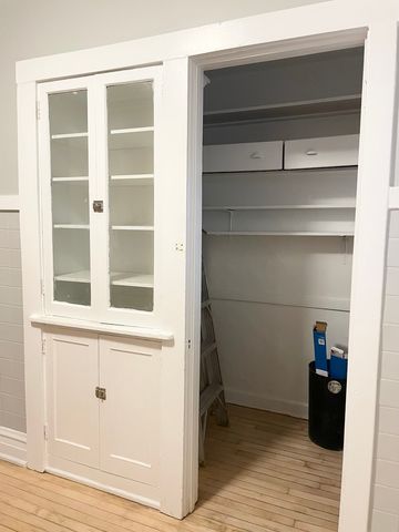 7077 N Ridge Boulevard 1S, Chicago, IL 60645