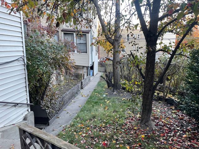 7077 N Ridge Boulevard 1S, Chicago, IL 60645