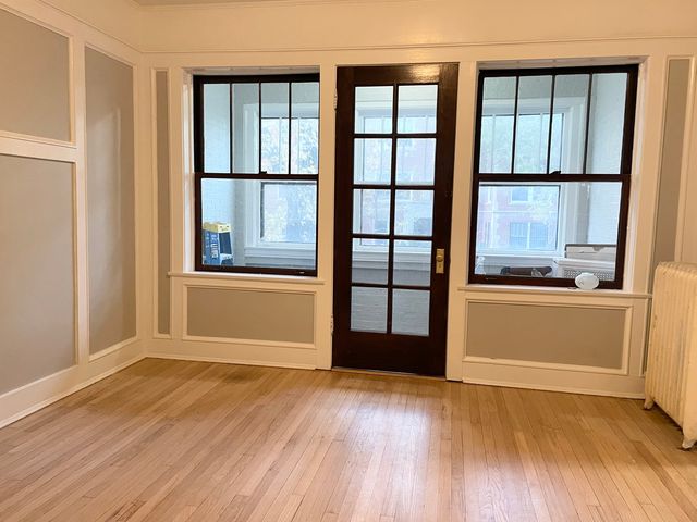 7077 N Ridge Boulevard 1S, Chicago, IL 60645