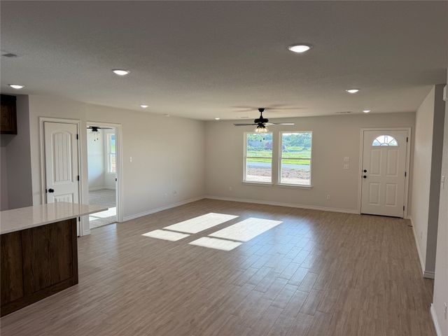 180 Altom Road, Springtown, TX 76082