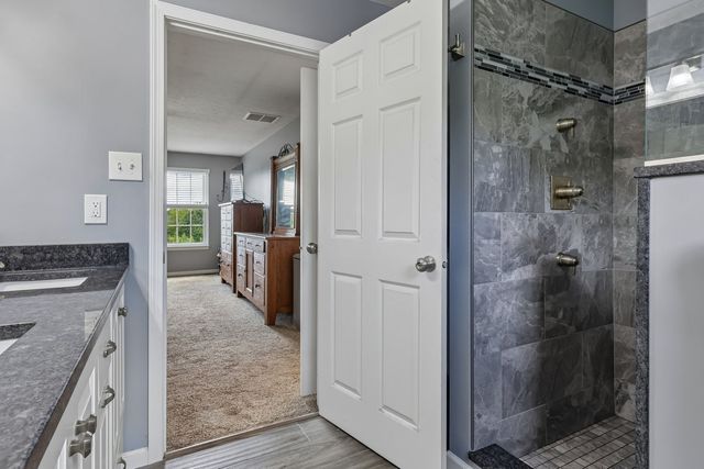 215 Cobblestone DRIVE, Ohio Twp, PA 15237