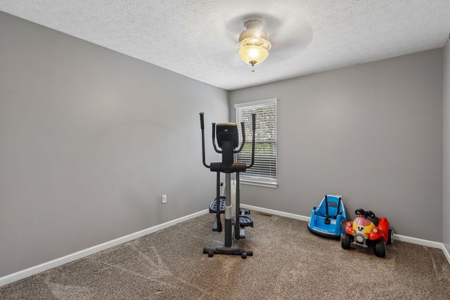 215 Cobblestone DRIVE, Ohio Twp, PA 15237