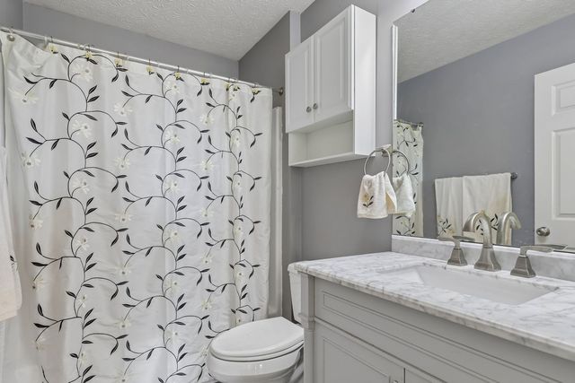 215 Cobblestone DRIVE, Ohio Twp, PA 15237
