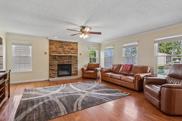 215 Cobblestone DRIVE, Ohio Twp, PA 15237